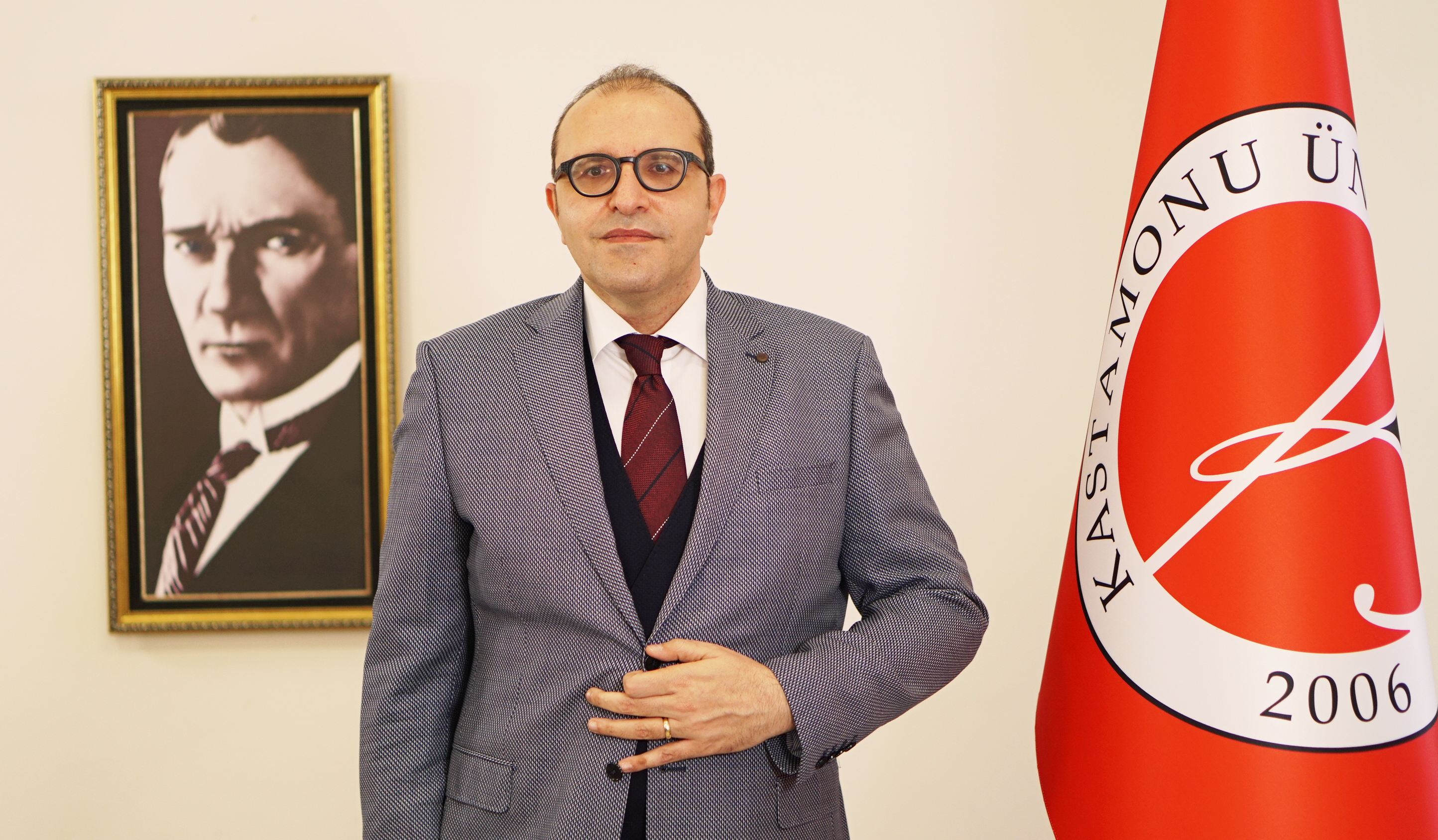  Prof. Dr. Erdem GÜVEN