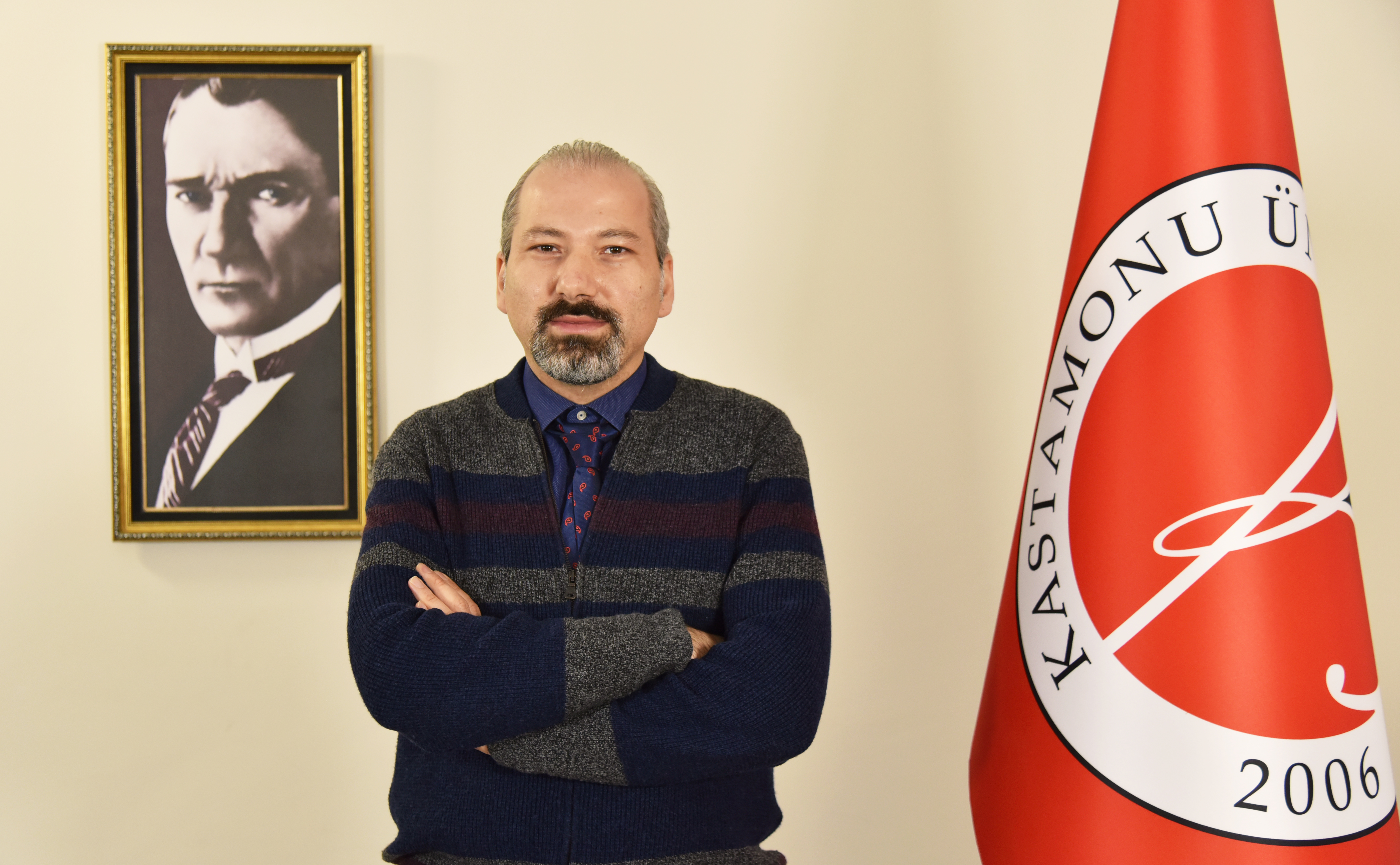 Dr. Öğr. Ü. Veysel Karani ŞÜKÜROĞLU